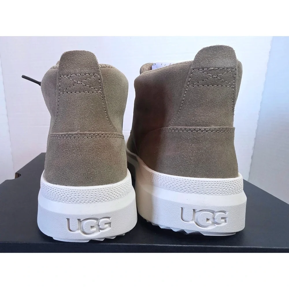 UGG Burleigh Chukka Alp Suede M 9.5 Boots Mid Top Sneaker NEW Sherpa Lined